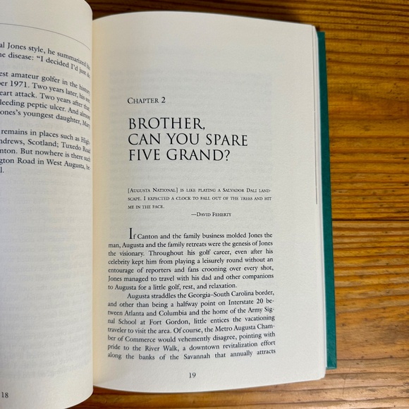 Golf Lover’s Bundle – St Andrews Flask, Augusta Book + Vintage Tees - Picture 11 of 15